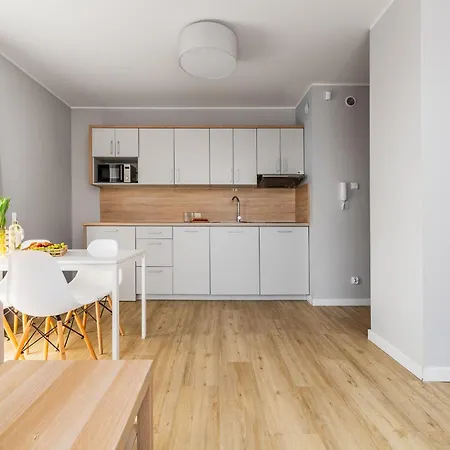 Mierzeja - Forest, Przyjazne Zwierzetom, Blisko Lasu, Bezplatny Meleks Stegna (Pomerania)